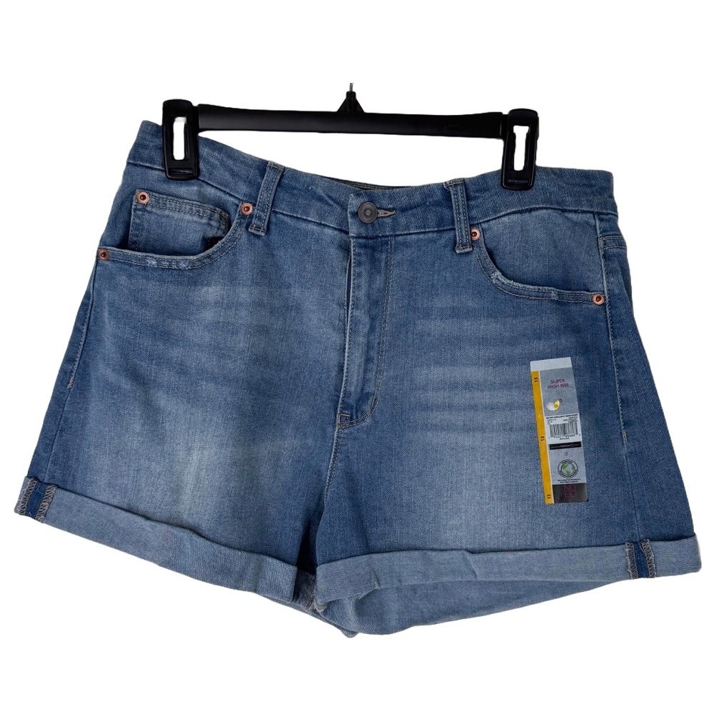NWT No Boundaries Super High Rise Cuffed Denim Shorts with Button Closure